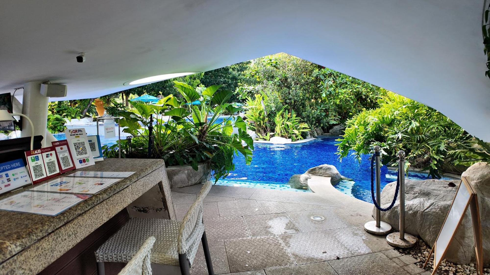 Dominiks Stylish Resort Gem Ocean View Pool Queen Bed At Tambuli 8 Floor Fast Wifi Lapu-Lapu City Exterior photo